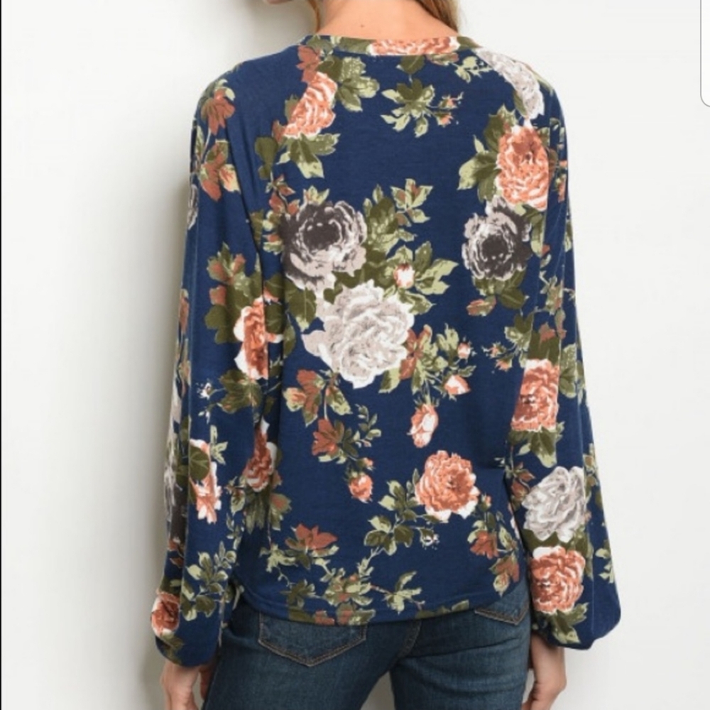 Long sleeve floral print tunic top - Picture 3 of 3